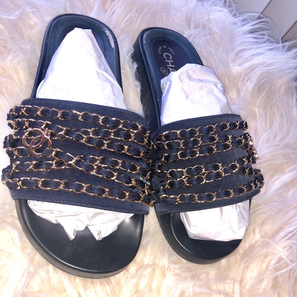Chanel slide